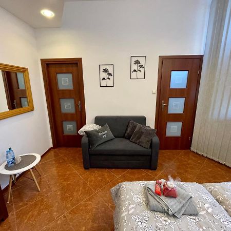 Apartament Gryf Gryfów Śląski Exteriör bild