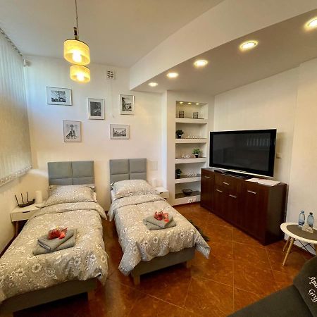 Apartament Gryf Gryfów Śląski Exteriör bild