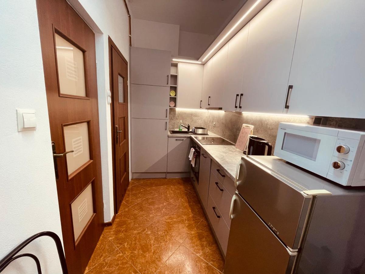 Apartament Gryf Gryfów Śląski Exteriör bild